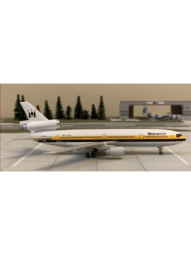 GEMINI JETS 1:400 MONARCH DC-10-30