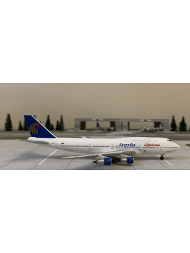 AVIATION 1:400 EGYPT AIR BOEING 747-300