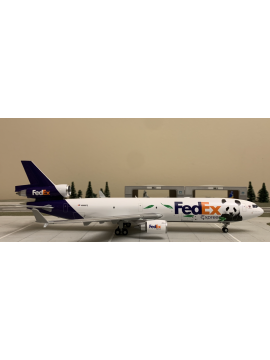 JC WINGS 1:200 FEDEX MD-11 “PANDA EXPRESS”