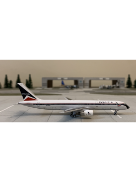 AEROCLASSICS 1:400 AMERICAN BOEING 757-200