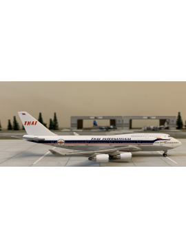 FLIGHTLINE 1:400 THAI INTERNATIONAL BOEING 747-400