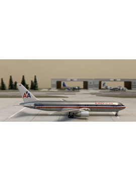 GEMINI JETS 1:400 AMERICAN BOEING 767-300