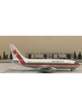 JC WINGS 1:200 AIR PORTUGAL “TAP” BOEING 737-200