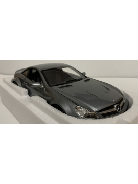 MINICHAMPS 1:18 MERCEDES BENZ SL65 AMG 2009