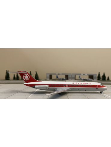AVIATION 1:200 AIR CANADA DC-9-30 AVIATION 1:200 AIR CANADA DC-9-30