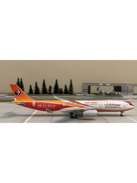 PHOENIX 1:400 CHINA EASTERN AIRBUS A330-300