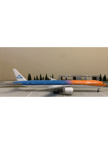 JC WINGS 1:200 KLM BOEING 777-300ER
