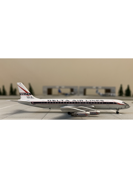 AEROCLASSICS 1:400 DELTA AIR LINES  DC-8