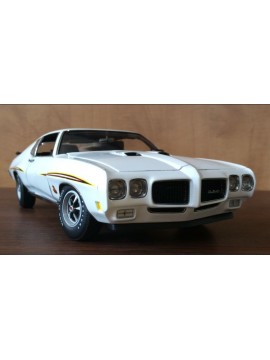 ACME 1:18 1970 PONTIAC GTO JUDGE