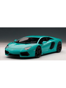 AUTOART 1:18 LAMBORGHINI AVENTADOR LP700-4