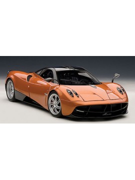 AUTOART 1:18 PAGANI HUAYRA