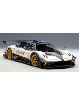 AUTOART 1:18 PAGANI ZONDA REVOLUCION