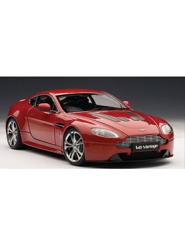 AUTOART 1:18 ASTON MARTIN V12 VANTAGE 2010