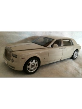 Kyosho 1:18 Rolls Royce Phantom Extended wheelbase