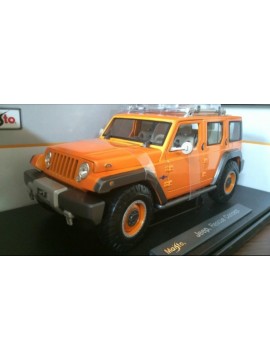 MAISTO PREMIER EDITION 1:18 JEEP RESCUE CONCEPT