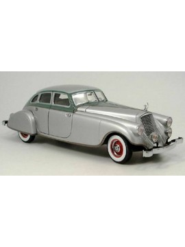 SIGNATURE MODELS 1:18 1933 PIERCE-ARROW SILVER ARROW