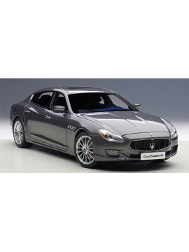 AUTOART 1:18  MASERATI QUATTROPORTE GTS 2015 