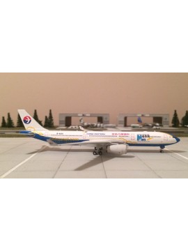 PHOENIX 1:400 CHINA EASTERN AIRBUS 330-300