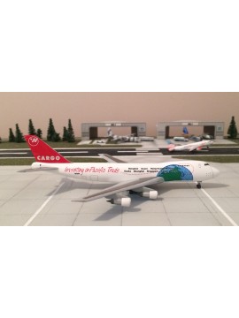 DRAGON 1:400 NORTHWEST AIRLINES CARGO BOEING 747