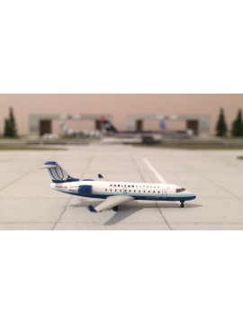 HERPA WINGS 1:500 UNITED EXPRESS BOMBARDIER CRJ 200