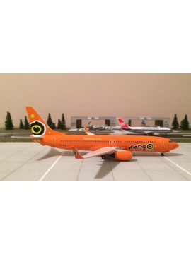 AVIATION 1:200 MANGO BOEING 737-800