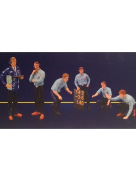 TSM 1:18 PIT CREW FIGURINES TEAM TYRRELL