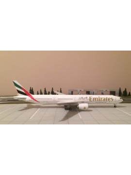 GEMINI JETS 1:200 EMIRATES BOEING 777-300ER