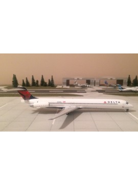 GEMINI JETS 1:200 DELTA MD-80