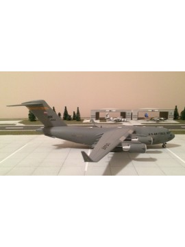 GEMINI JETS 1:200 C17 GLOBEMASTER III