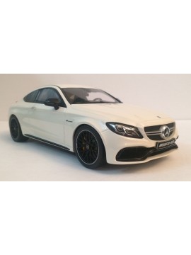 GT SPIRIT 1:18 MERCEDES BENZ AMG C 63 S COUPE