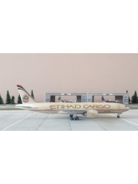 PHOENIX 1:400 ETIHAD CARGO BOEING 777-FFX