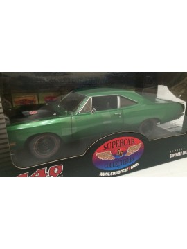 ERTL SUPERCAR COLLECTIBLES 1:18 1969 1/2 PLYMOUTH ROADRUNNER 